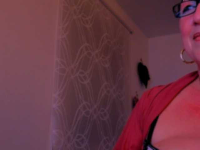 Connyat99 online show from July 25, 10:36 pm