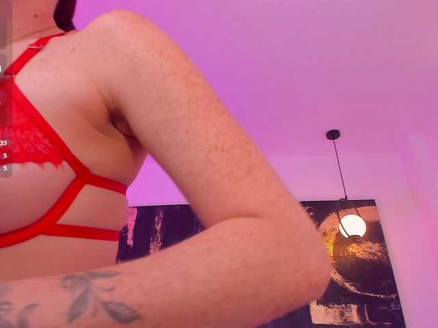 CorinneRusso online show from July 27, 6:57 pm