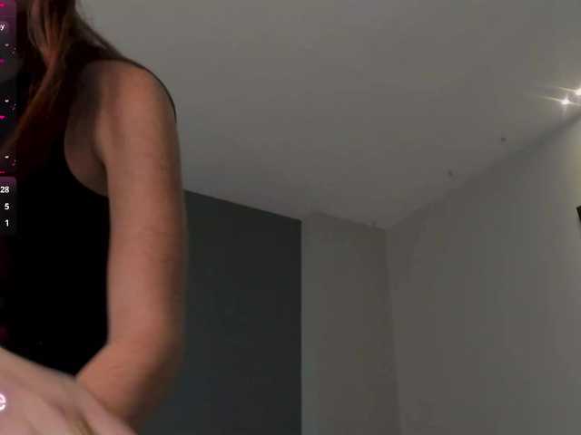 CorinneRusso online show from July 29, 1:07 pm