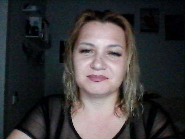 CosandraMix online show from August 2, 9:55 pm