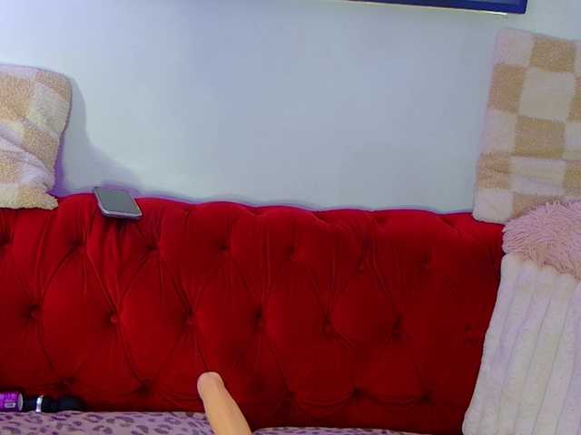 CougarMilf online show from August 10, 6:26 am