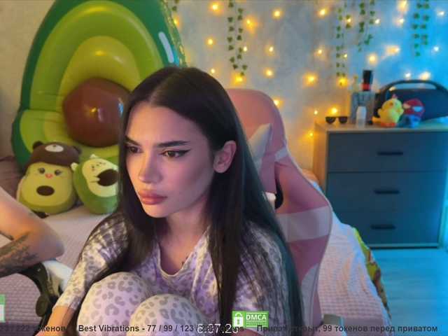 CoupleOnFire online show from August 6, 8:02 am