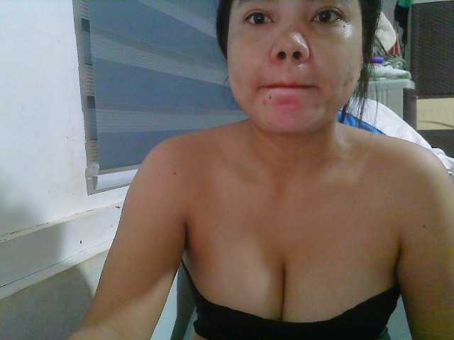 Courtney01 online show from July 30, 11:55 pm
