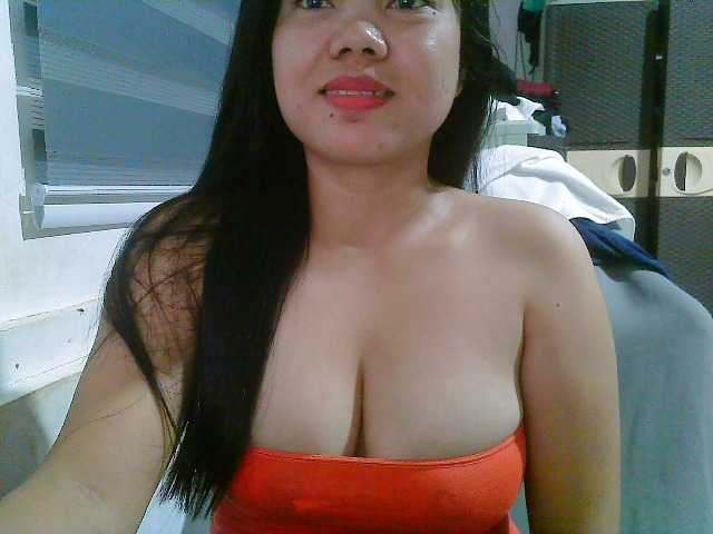 Courtney01 online show from August 5, 11:47 pm