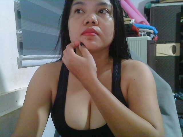 Courtney01 online show from August 7, 3:28 am