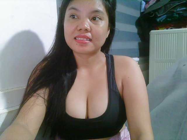 Courtney01 online show from August 11, 5:31 am