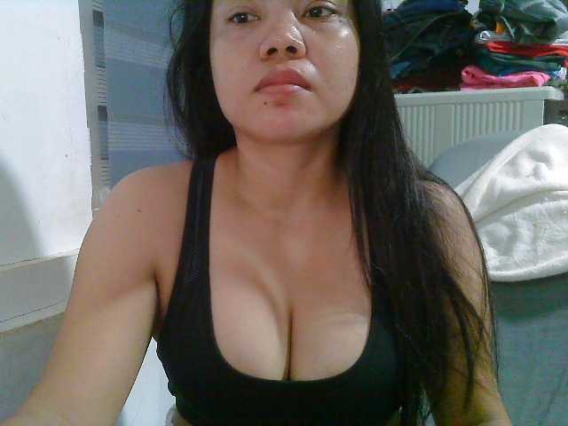 Courtney01 online show from August 12, 12:46 am