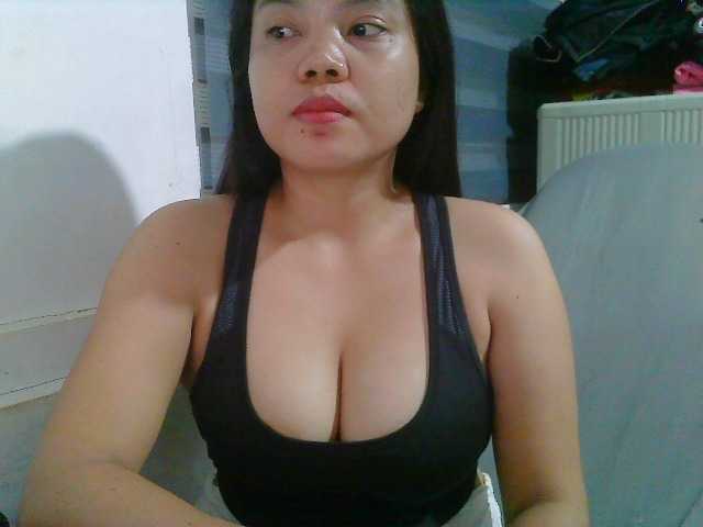 Courtney01 online show from August 12, 9:22 am