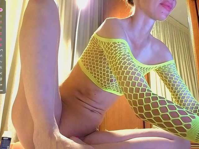 Crazy1one online show from August 13, 3:59 pm