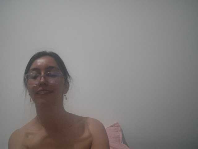 Creamymature online show from June 18, 4:01 am