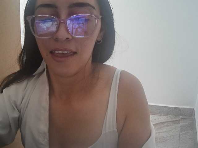 Creamymature online show from August 14, 3:26 pm