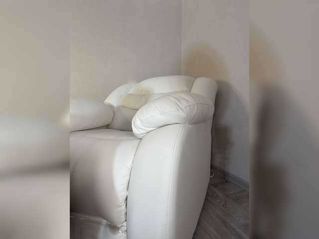 Cristal Kate online show from August 5, 12:14 pm