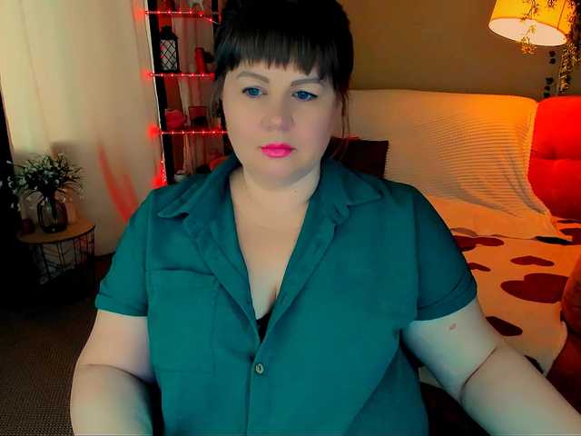 CrystaalStaar online show from May 28, 7:44 am