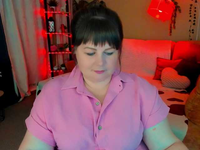 CrystaalStaar online show from July 7, 5:28 pm