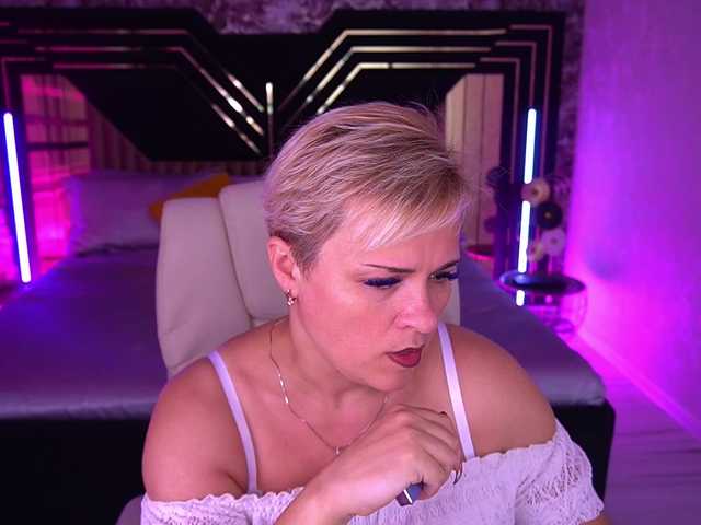 CrystalVibe online show from September 3, 7:06 pm
