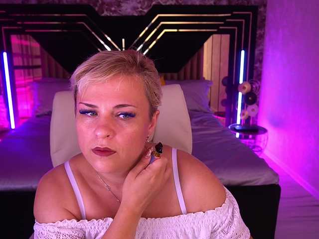 CrystalVibe online show from September 4, 2:26 am
