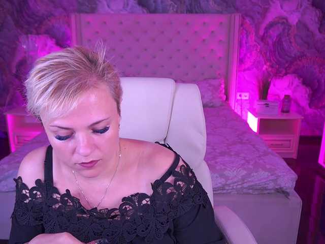 CrystalVibe online show from September 4, 8:57 pm