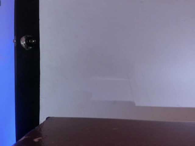 CurlyScarlett13 online show from July 28, 11:55 pm