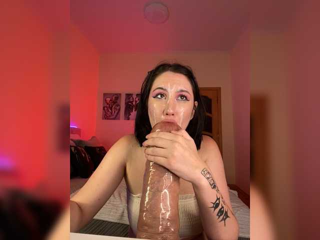 CurvyWoman- online show from August 9, 1:34 pm