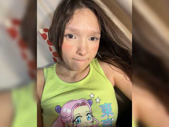 CuteLolly online show from August 11, 5:48 pm
