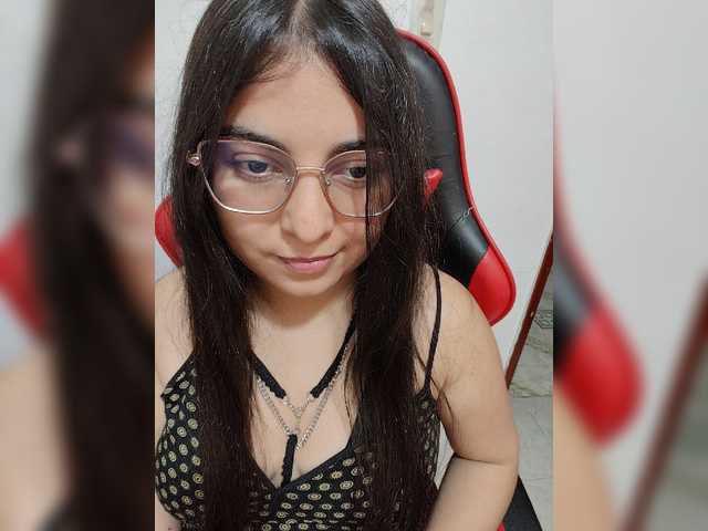 Cute-angel1 online show from July 17, 9:48 pm