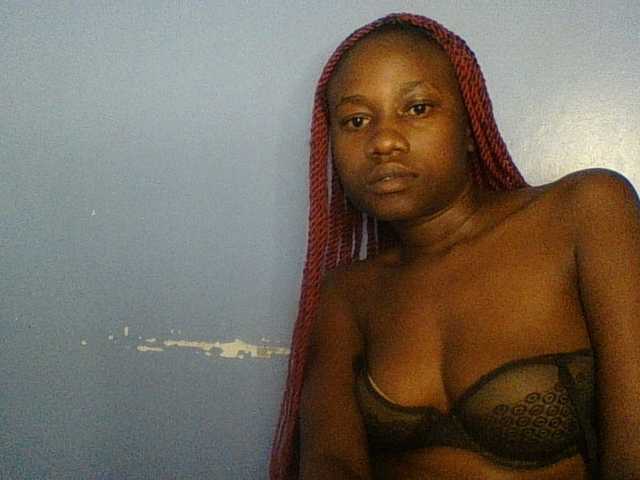 Cute-dall online show from August 8, 8:31 pm