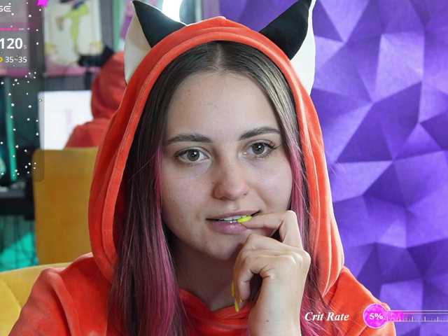 CuteKittyMeow online show from June 25, 6:11 pm
