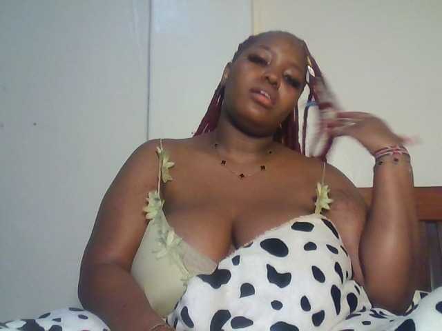 CuteTinkerbella online show from August 14, 12:47 am