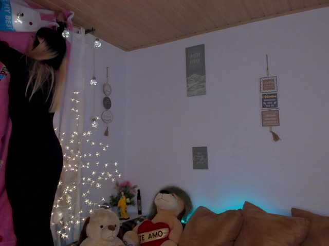 CuteWee420 online show from July 26, 11:32 pm