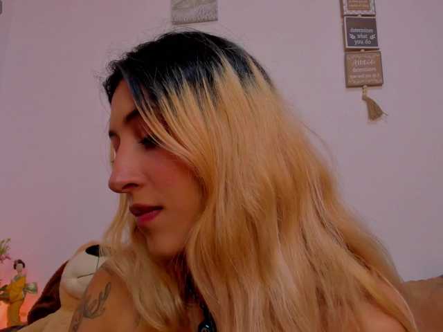CuteWee420 online show from July 31, 3:13 am