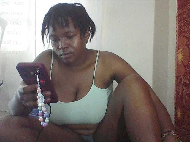 Cutecaramela online show from August 1, 10:43 am