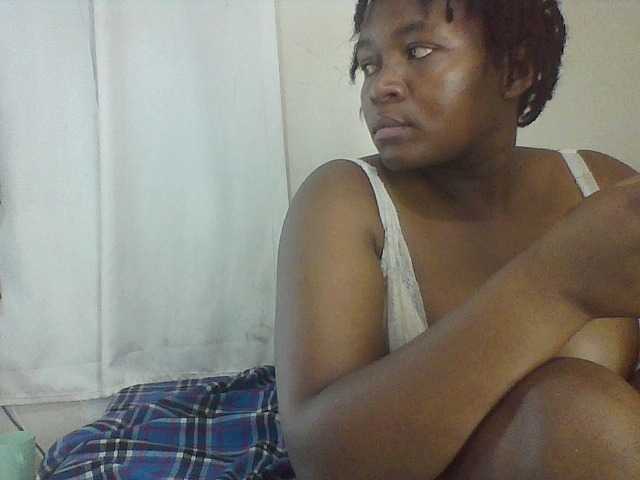 Cutecaramela online show from August 1, 10:49 pm