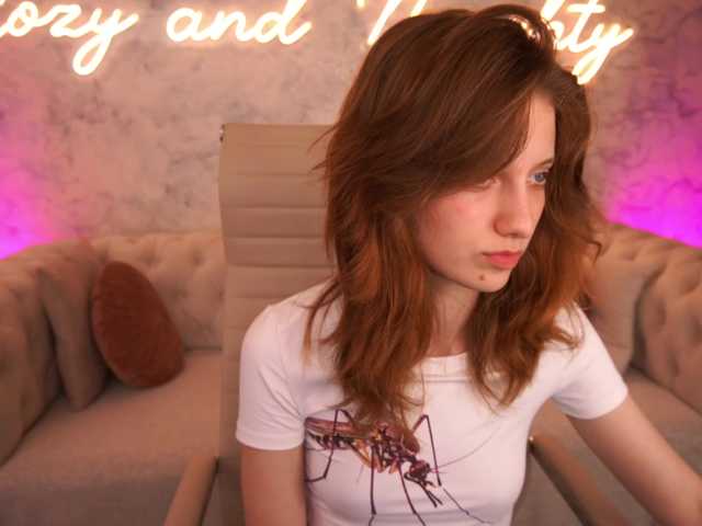 CuteeFoxy online show from August 1, 4:02 pm