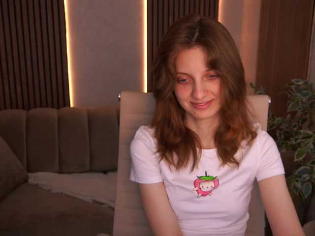 CuteeFoxy online show from August 14, 3:26 pm