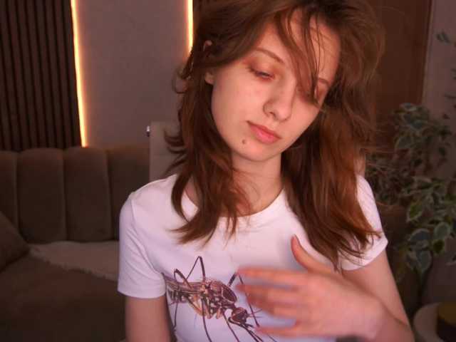 CuteeFoxy online show from August 15, 12:20 pm