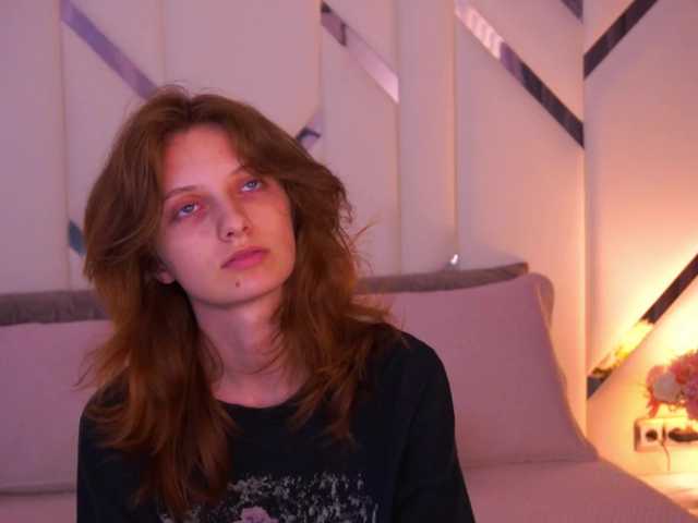 CuteeFoxy online show from August 17, 1:49 pm