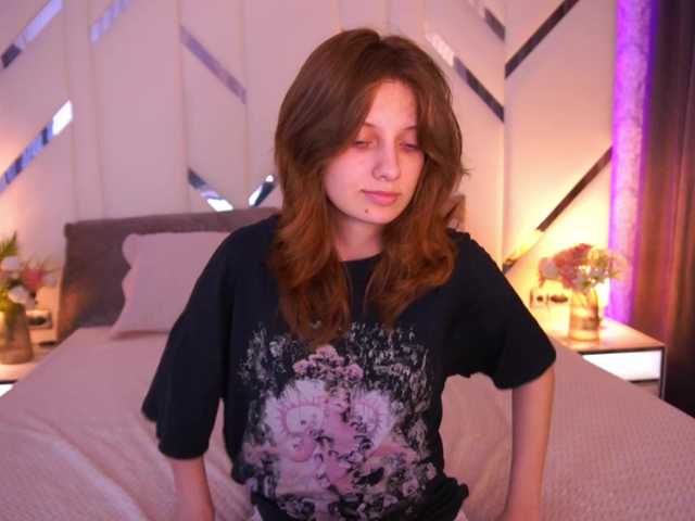 CuteeFoxy online show from August 17, 2:55 pm