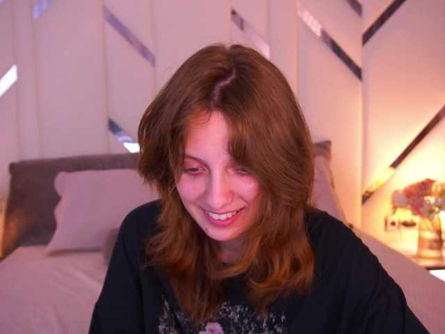 CuteeFoxy online show from August 17, 4:01 pm