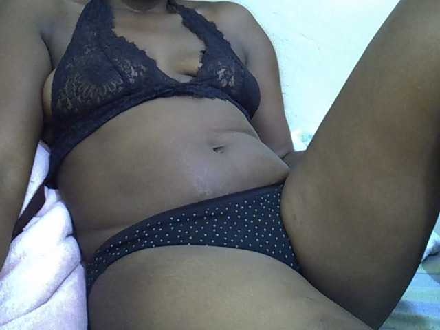 Cuttey30 online show from August 9, 10:49 am