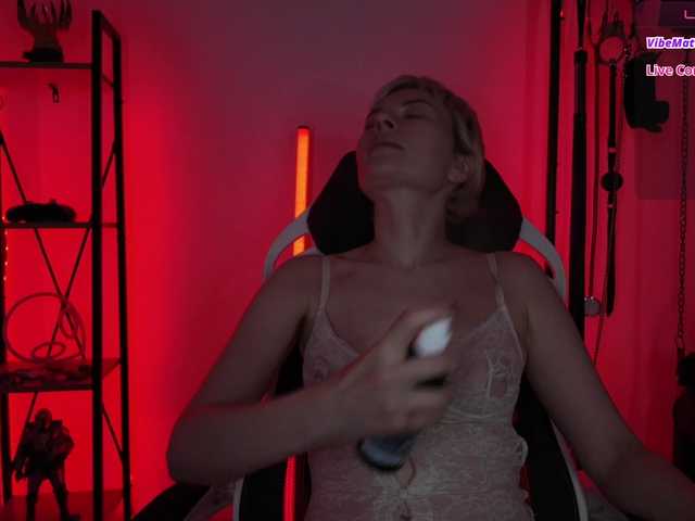 CyberXGoddess online show from August 7, 12:21 am