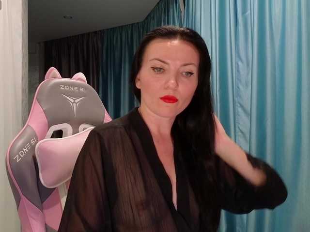 DIVORA online show from August 11, 8:44 pm