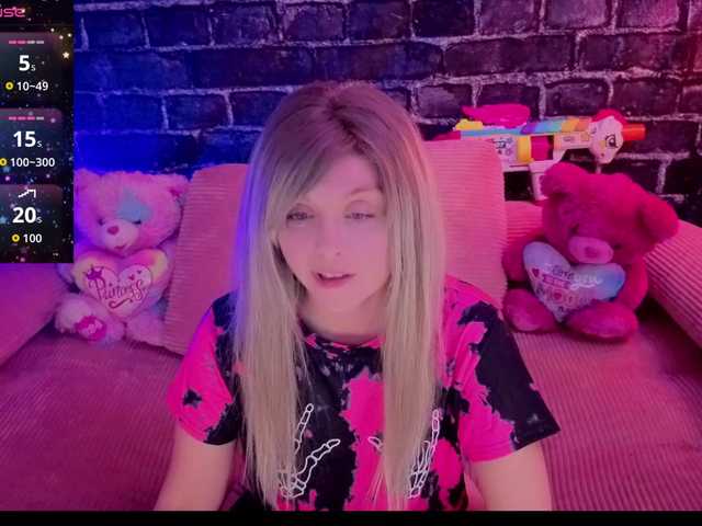 Daddysprincess731 online show from August 5, 9:24 pm