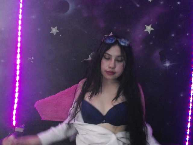 DaisyMoon8 online show from August 14, 10:13 pm
