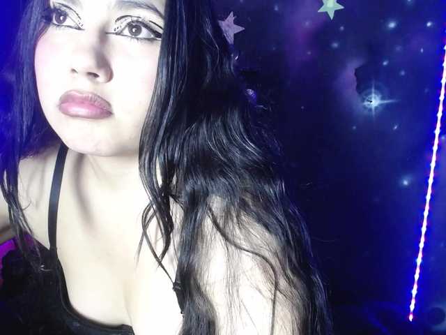 DaisyMoon8 online show from August 15, 5:28 pm