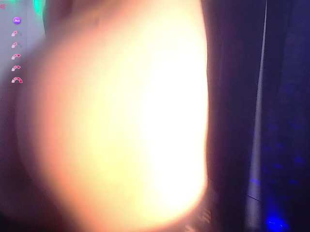 DakariaHills online show from July 18, 8:26 am