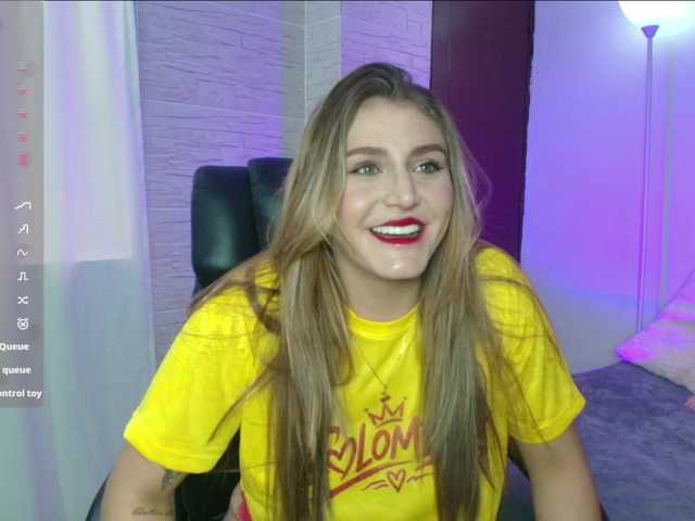 DakotaRobbins online show from July 3, 9:17 pm