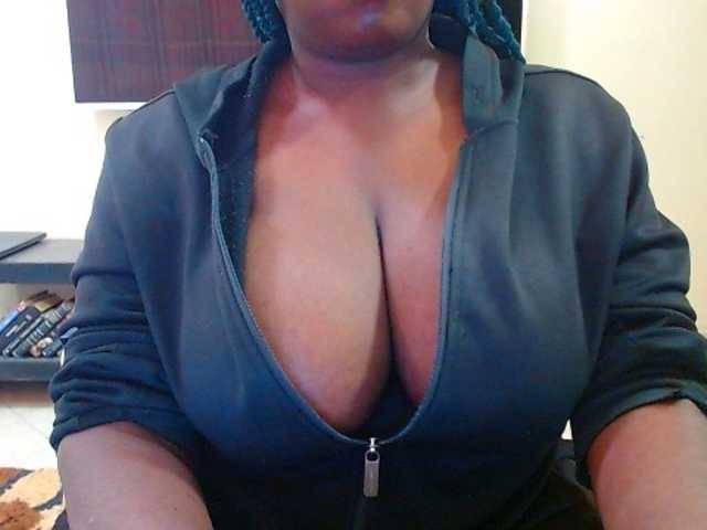 Dalia70 online show from August 14, 8:51 am