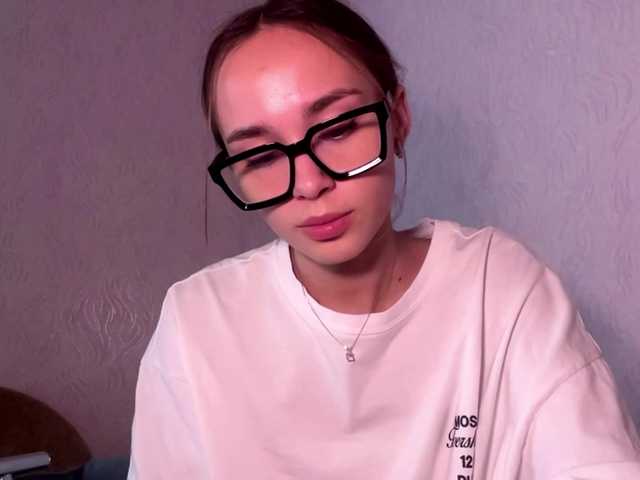 DaliaTronstad online show from August 7, 11:32 am