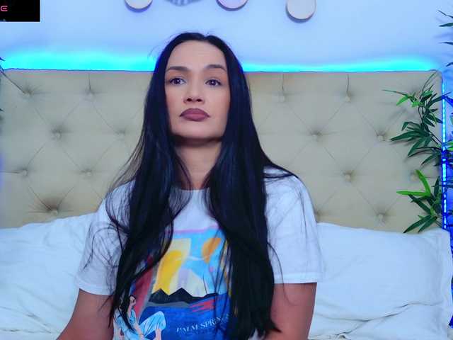 DaliyaArabian online show from August 14, 3:37 pm