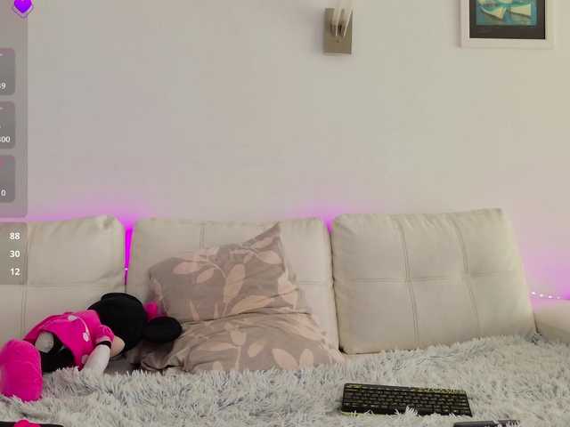 Danger-Doll online show from August 12, 1:46 pm